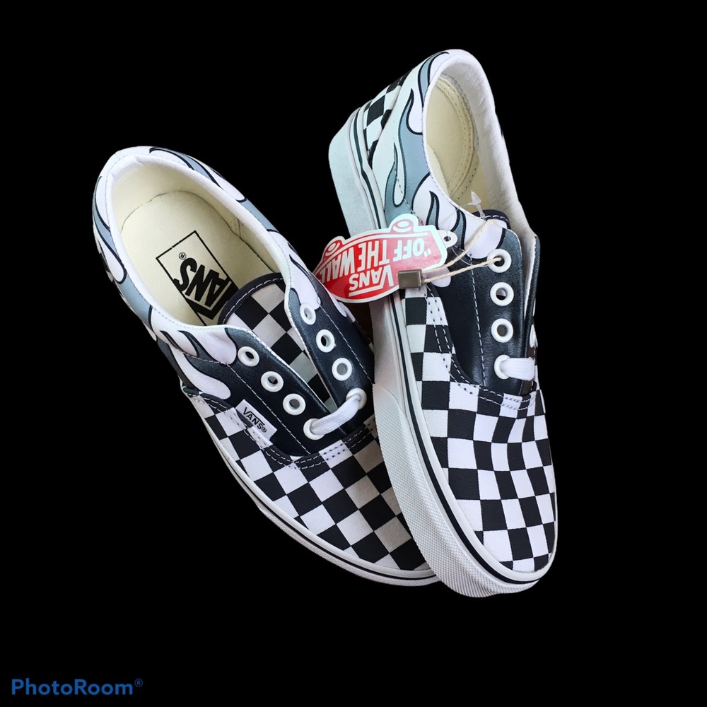 Vans - Picture 6 of 7
